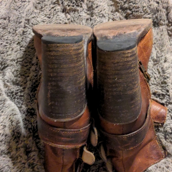 Freebird Bolo Booties - Picture 3 of 4